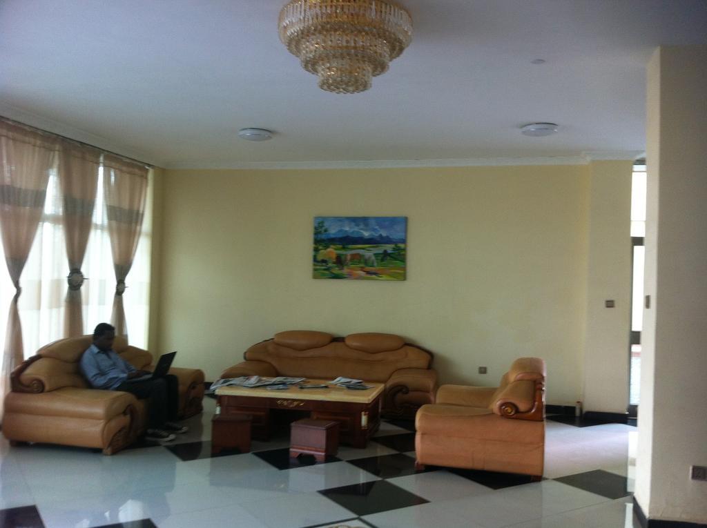 Addis Amba Hotel Bahir Dar Bagian luar foto