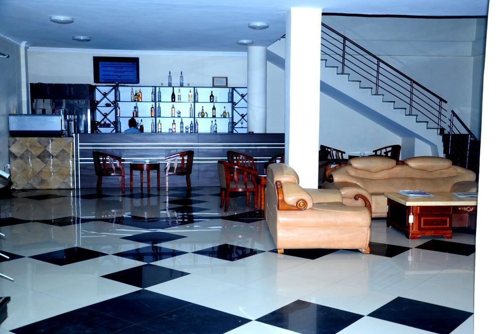 Addis Amba Hotel Bahir Dar Bagian luar foto